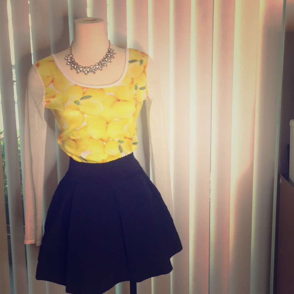 Unique lemon top